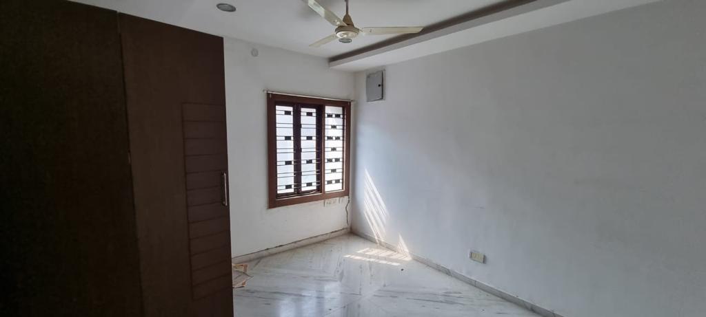 4 BHK Flat For sale in Ju